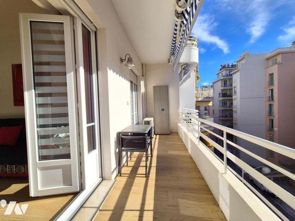 Andrioli / Promenade des Anglais - Un 3 Pièces rénové avec balcon et aperçu mer !