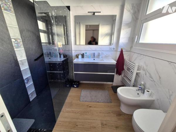 Andrioli / Promenade des Anglais - Un 3 Pièces rénové avec balcon et aperçu mer !