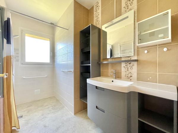 Maison familiale de 117 m² à vendre à Hérouville-Saint-Clair – Quartier Montmorency – Vie de plain-pied – Jard