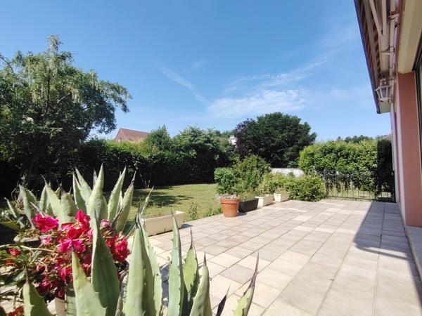 Maison familiale de 117 m² à vendre à Hérouville-Saint-Clair – Quartier Montmorency – Vie de plain-pied – Jard