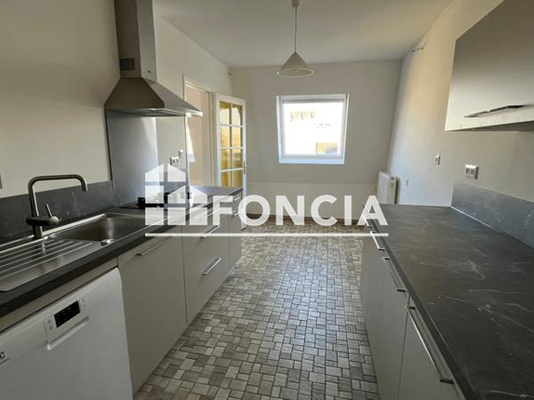 Location Appartement 5 pièces 139.93 m² - 20 RUE DE L'ETOILE Le Mans 72000
