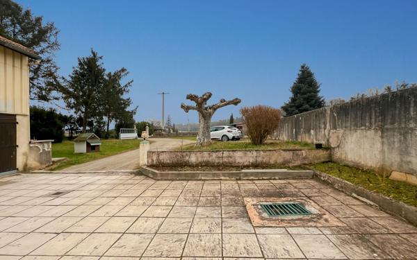 Maison à vendre    5 pièces • 180 m2 Châteauneuf-sur-Isère