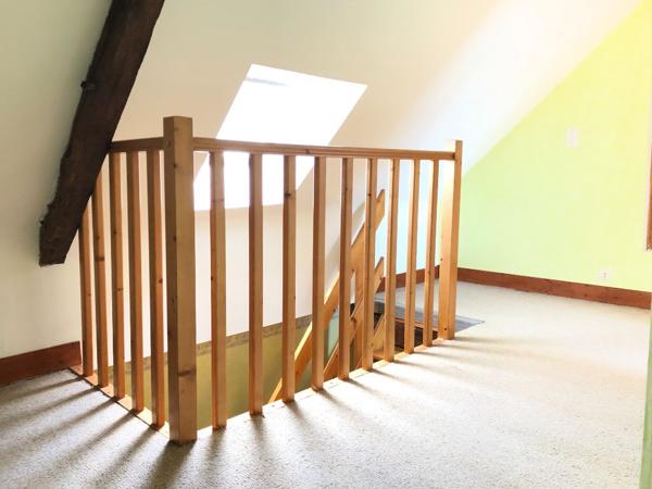 Appartement T6 à louer en triplex avec jardin à Sérent bourg