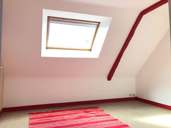 Appartement T6 à louer en triplex avec jardin à Sérent bourg