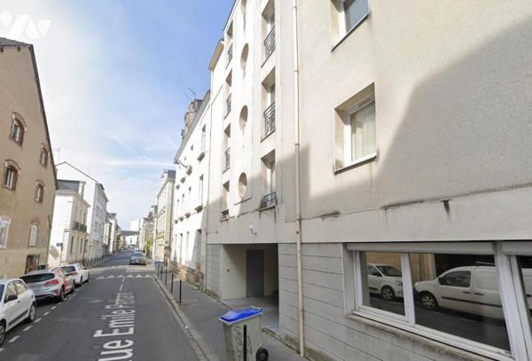 A VENDRE NANTES - CHAMP DE MARS - Emplacement de Parking sécurisé 12m2