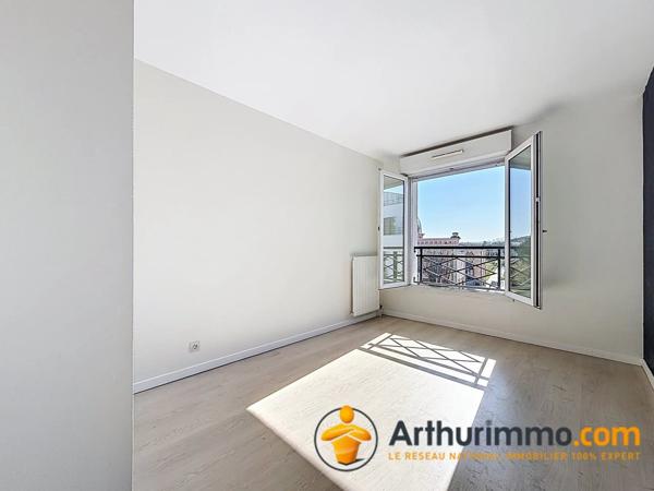 Vente Appartement 3 pièces 63 m2 à Nanterre