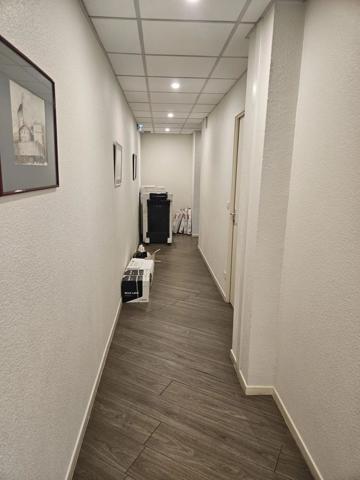 Vente Bureau 7 pièces 211 m2 à Tarbes