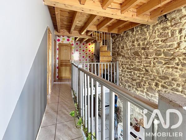 Maison à vendre 6 pièces 188 m² Tiranges
