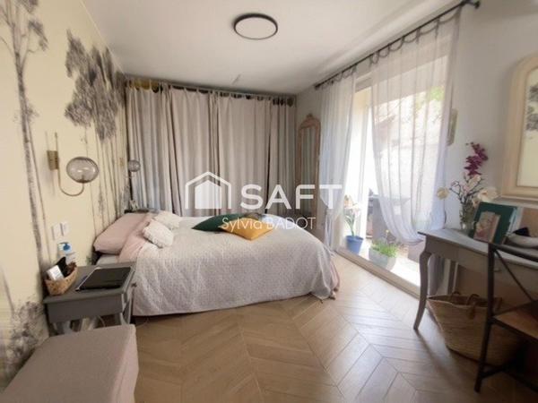 TOULON LA LOUBIERE MAISON  DANS IMPASSE TERRASSE