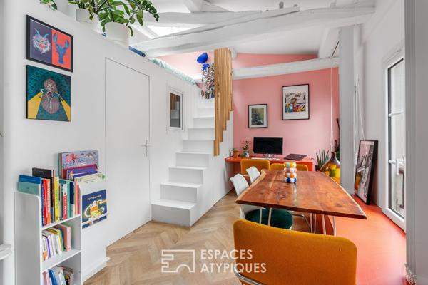 Dernier étage sous les toits repensé par architecte dans le Haut Marais
