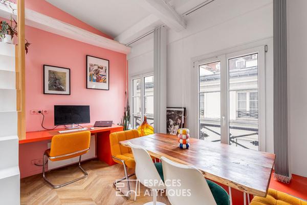 Dernier étage sous les toits repensé par architecte dans le Haut Marais