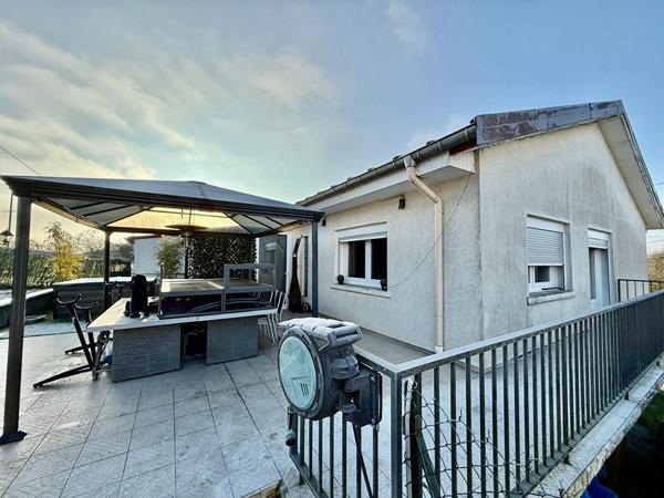 Maison Madonne Et Lamerey 6 pièce(s) 150 m2