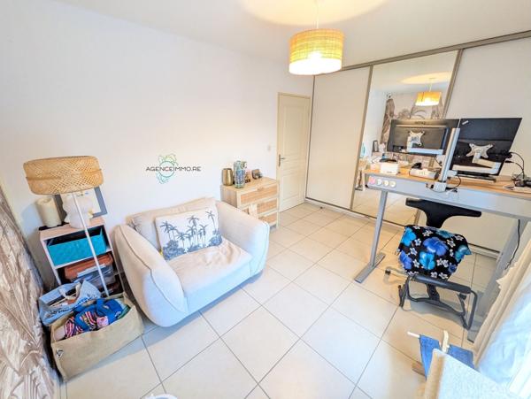 Jolie villa F4 jumelée à La Possession