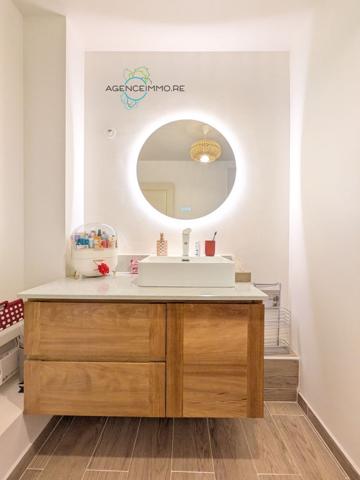 Jolie villa F4 jumelée à La Possession