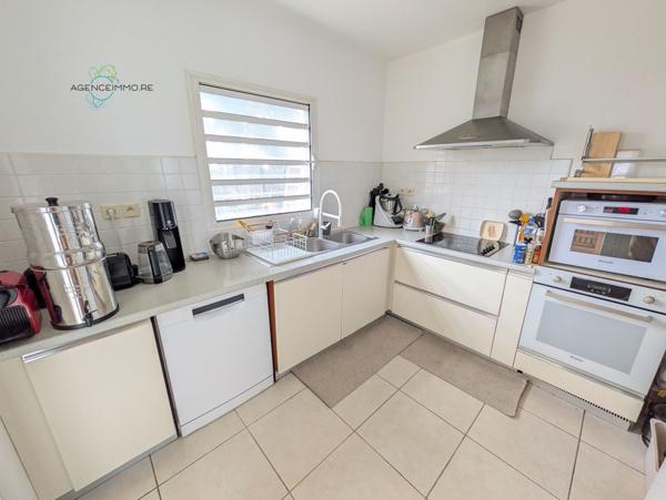 Jolie villa F4 jumelée à La Possession