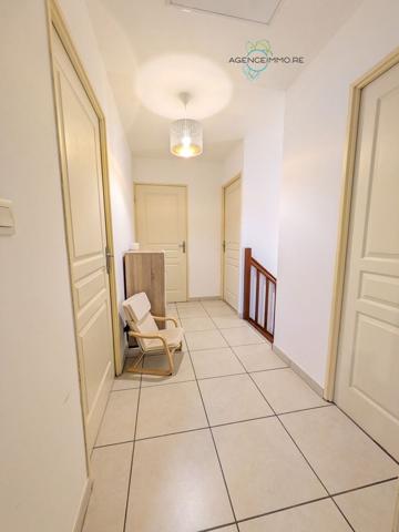 Jolie villa F4 jumelée à La Possession