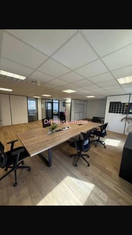 Bureau à louer de 97 m²