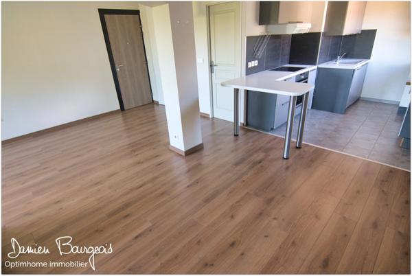 Superbe duplex T5 rénové avec jardin privatif sur le hameau de pregnin