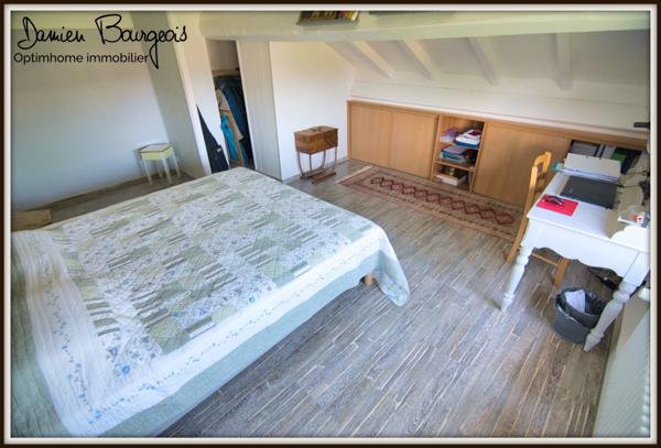 Superbe duplex T5 rénové avec jardin privatif sur le hameau de pregnin