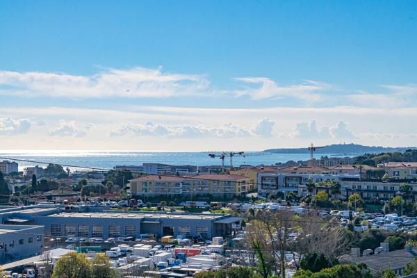 Appartement à vendre |  Villeneuve-Loubet |  2 pièces | 42 m²