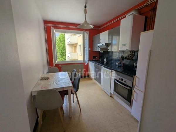 T3 69 m² avec balcon plein sud – Chambéry Curial- calme et lumineux