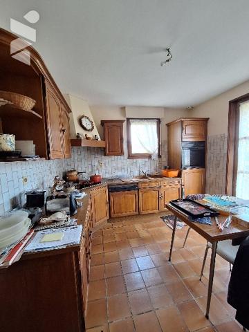 Maison située à VILLEFRANCHE-DE-ROUERGUE, 88 m² habitables, de type 3.