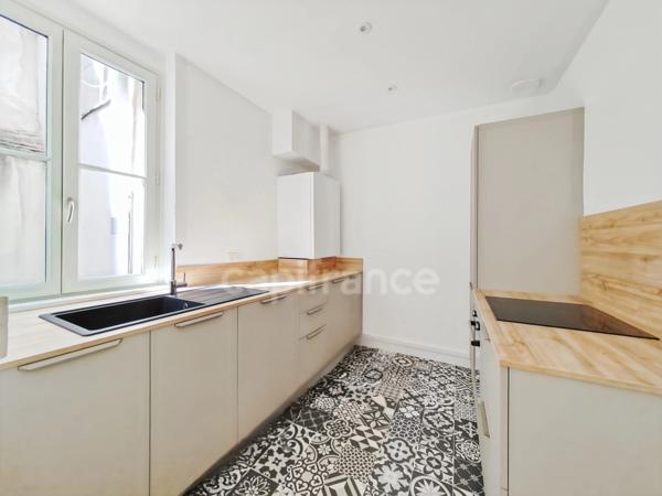 Appartement rénové avec cachet de 4 pièces 90 m² en hypercentre Chalon-sur-Saône (71)