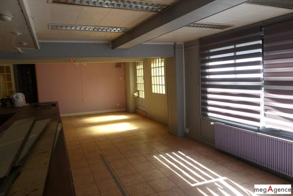 Immeuble à GAMACHES, 80220 - 195m²