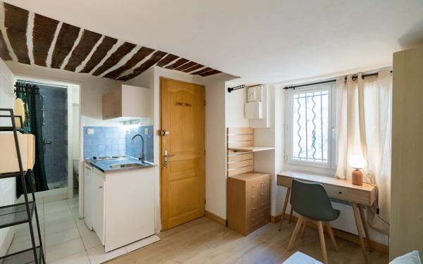 Appartement à vendre    1 pièce • 12,20 m2 Hyères