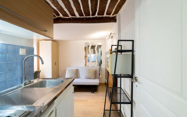 Appartement à vendre    1 pièce • 12,20 m2 Hyères