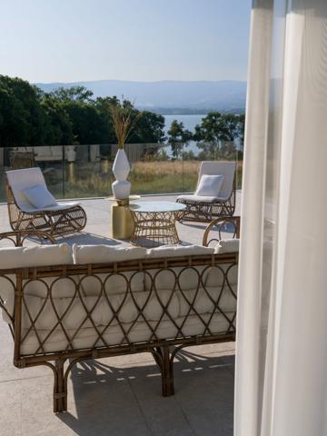 Nernier (74140) Villa contemporaine d’exception avec vue lac à Nernier