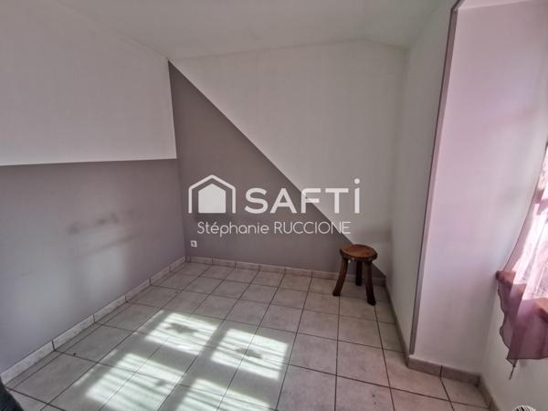 corps de ferme rénovée T6+ étang+11880m² de parcelle