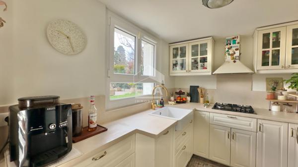 MAISON MEULIERE INDEPENDANTE 5 PIÈCES À SAVIGNY-SUR-ORGE, SECTEUR RÉSIDENTIEL PROCHE TRANSPORTS