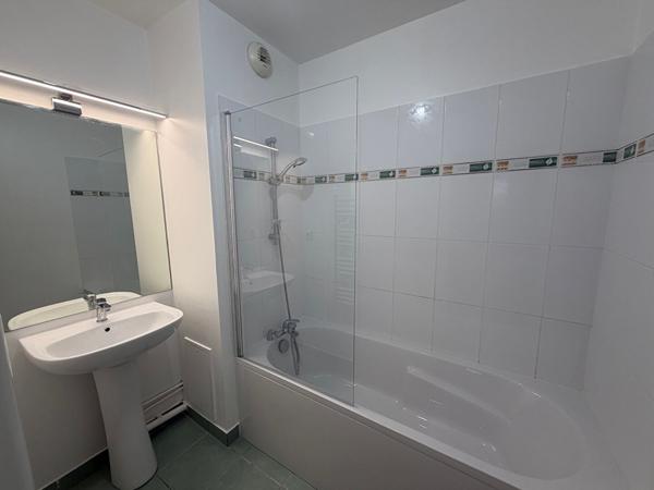 Appartement Le Blanc Mesnil 2 pièce(s) 44.15 m2 à louer