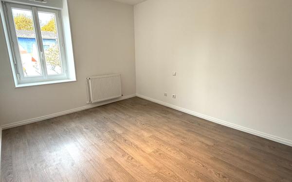 Maison à louer    4 pièces •  Langon