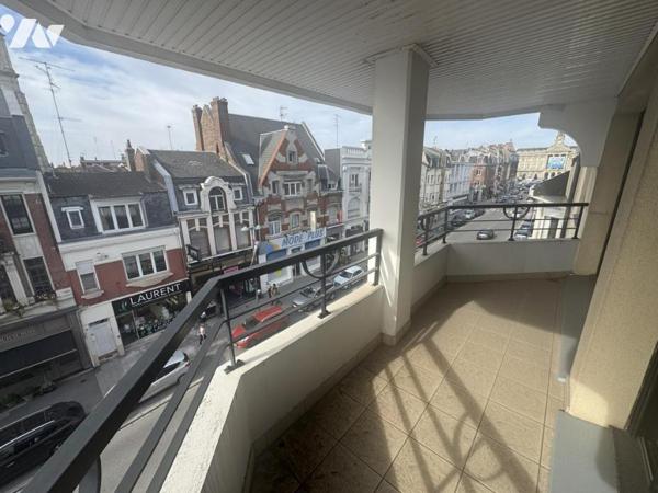 APPARTEMENT A VENDRE à CAMBRAI de type 4 d'une superficie de 131 m²
