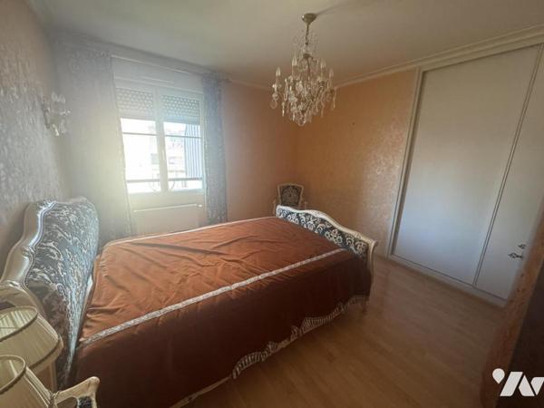 APPARTEMENT A VENDRE à CAMBRAI de type 4 d'une superficie de 131 m²