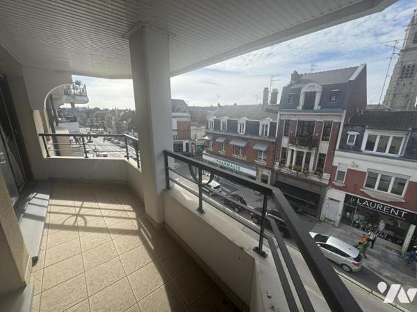 APPARTEMENT A VENDRE à CAMBRAI de type 4 d'une superficie de 131 m²