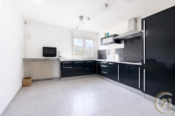 Appartement F3 Bis à vendre  4 pièces - 80,55 m2 DEVILLE LES ROUEN - 76