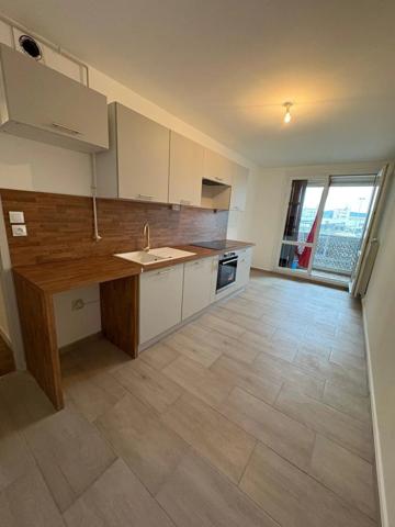 Location Appartement 5 pièces 89 m2 à Valence