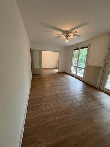 Location Appartement 5 pièces 89 m2 à Valence