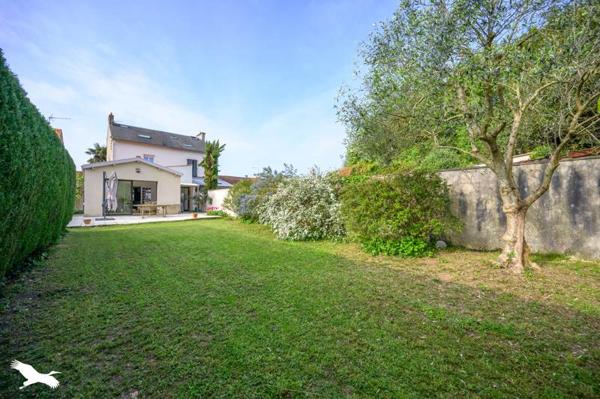 Maison à vendre |                                       La Rochelle |                                        7 pièces  |  190 m²