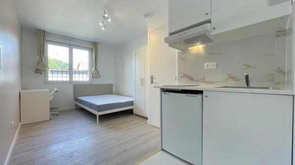 Appartement à louer 1 pièces LA COURNEUVE (93)