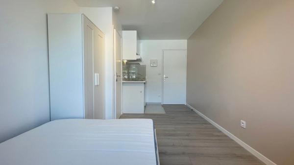 Appartement à louer 1 pièces LA COURNEUVE (93)