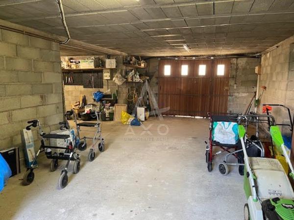 VILLA TRADITIONNELLE 140 M² SOUS SOL 80 M² SUR 779 M² JARDIN