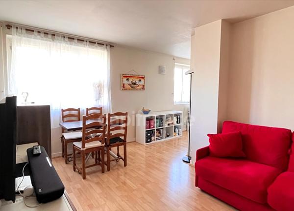 Appartement à vendre 2 pièces NANTERRE (92)