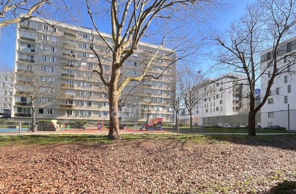 Appartement à vendre 2 pièces NANTERRE (92)