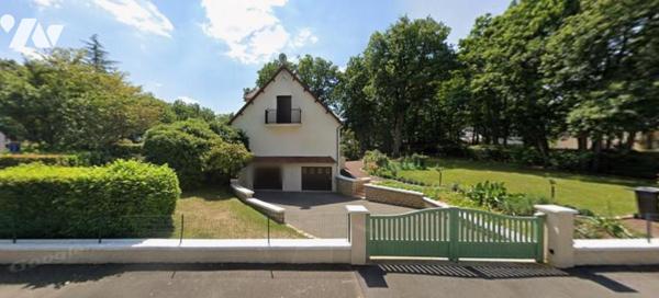Quartier résidentiel des hauts d'Allonnes, Pavillon 124 m² 3 ch + bureau, sur parc arboré au calme