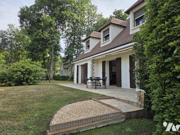 Quartier résidentiel des hauts d'Allonnes, Pavillon 124 m² 3 ch + bureau, sur parc arboré au calme