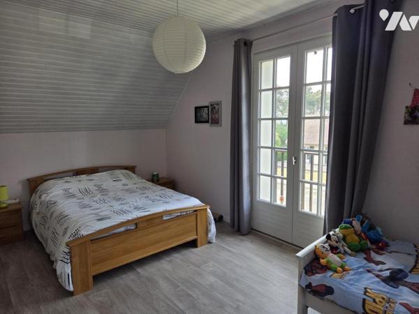 Quartier résidentiel des hauts d'Allonnes, Pavillon 124 m² 3 ch + bureau, sur parc arboré au calme